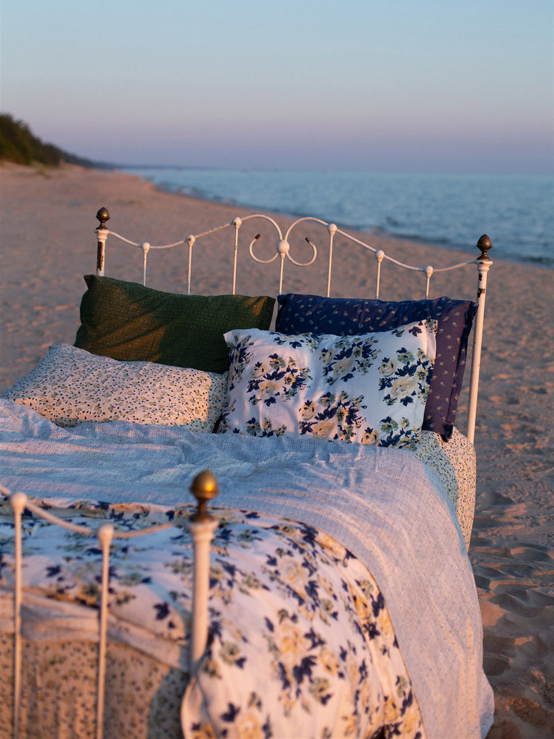 Flat Sheet in Calico Stripe Lake